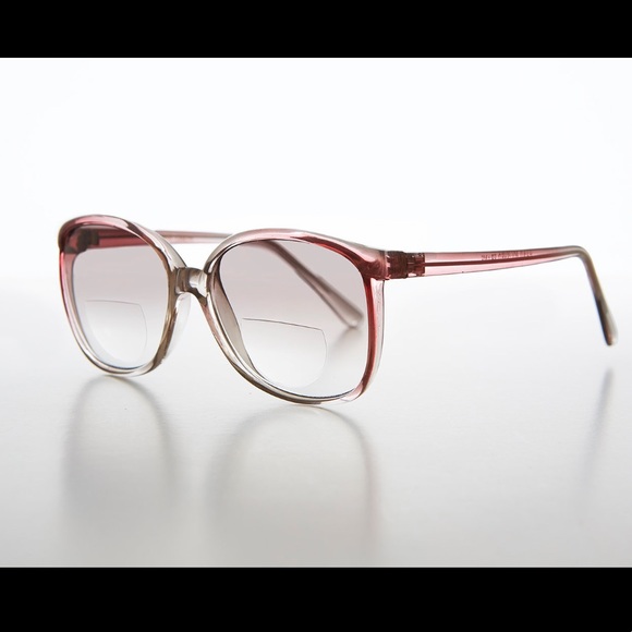 đź•¶ Reading Sunglassesđź’• - Picture 2 of 4